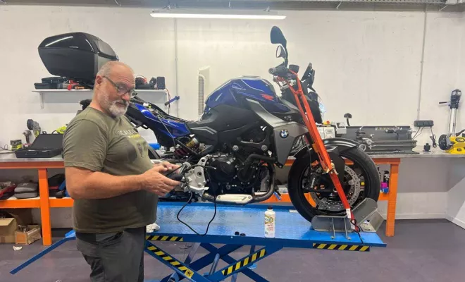 Réequilibrage de roues de moto, Solenzara, MS MOTORS